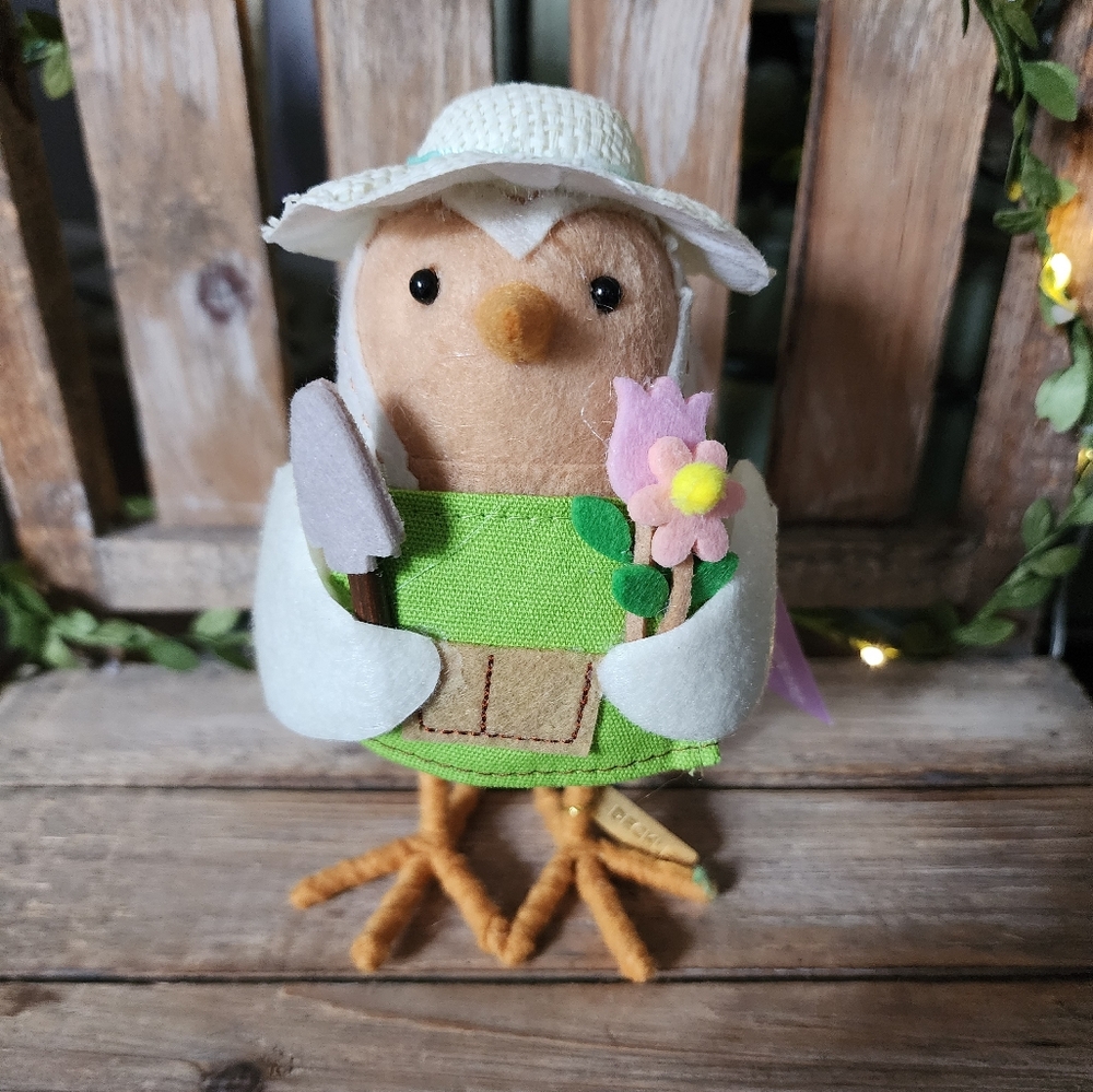 Target Spritz Featherly Friends Deckle Easter 2025 Garden Bird